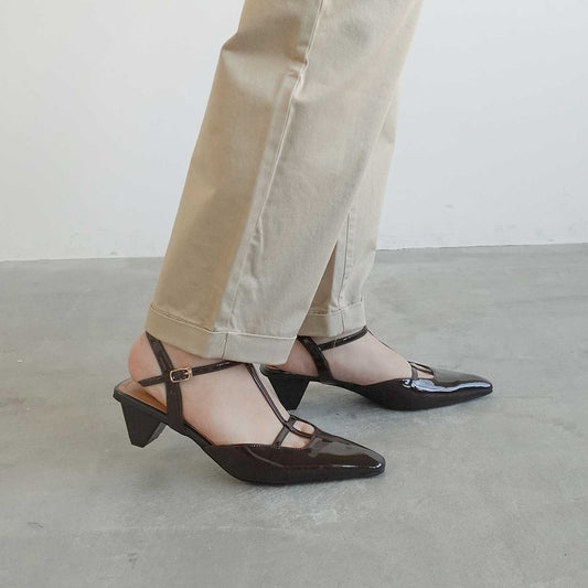 ポインテッドTストラップオープンパンプス_DA25224