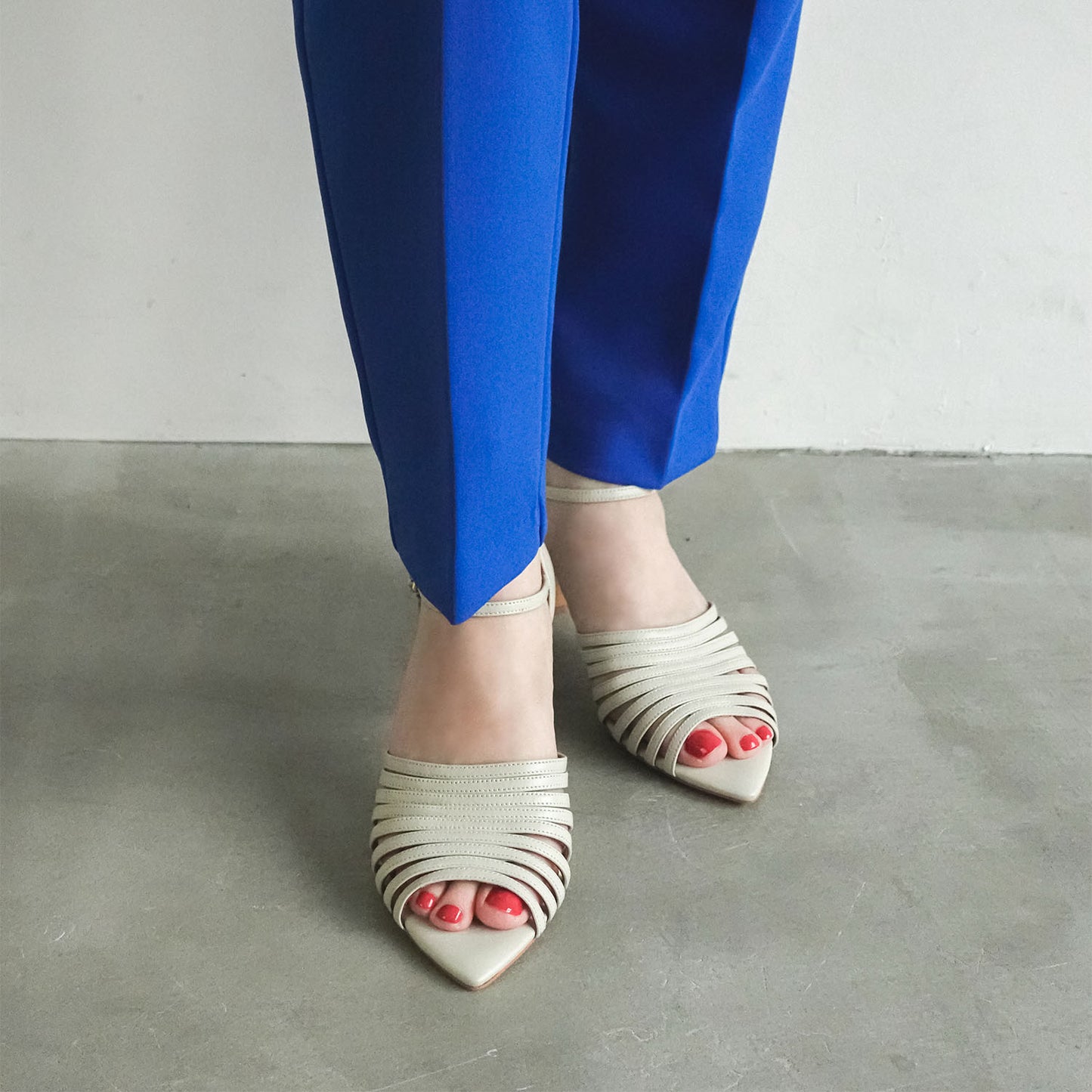 ■ポインテッドストラップヒールサンダル_DA23959