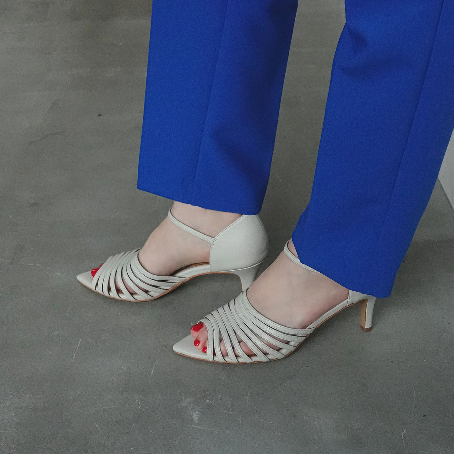 ■ポインテッドストラップヒールサンダル_DA23959