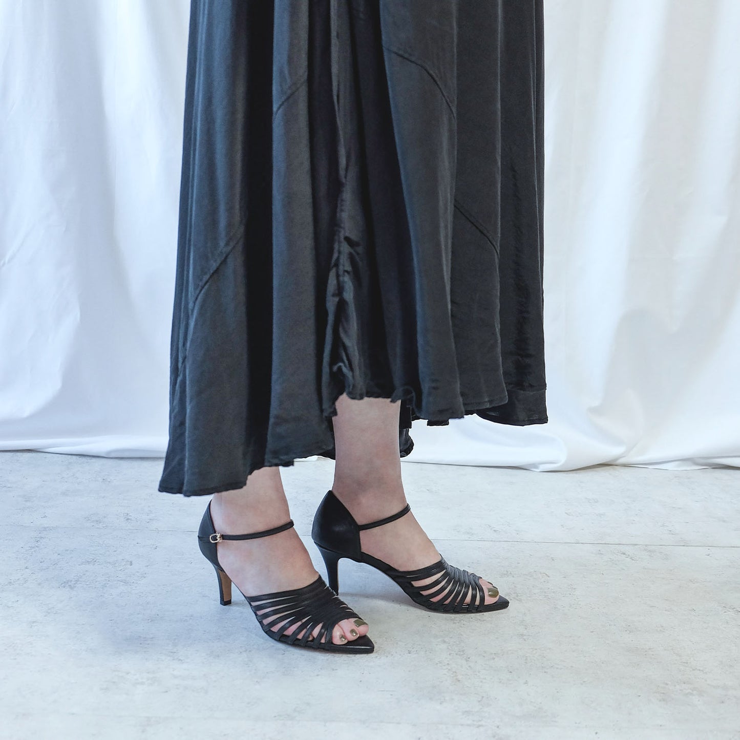 ■ポインテッドストラップヒールサンダル_DA23959