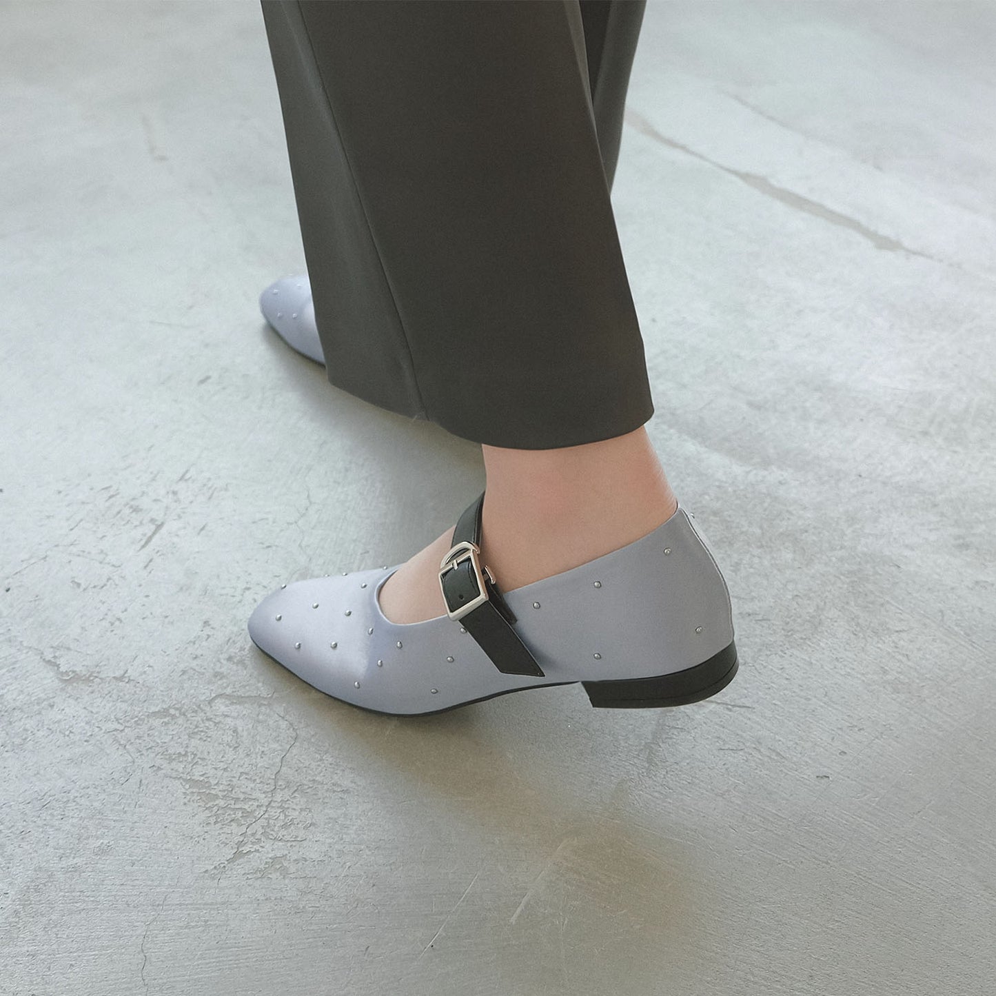 ストラップ付きバレエフラットシューズ_GE23196_b