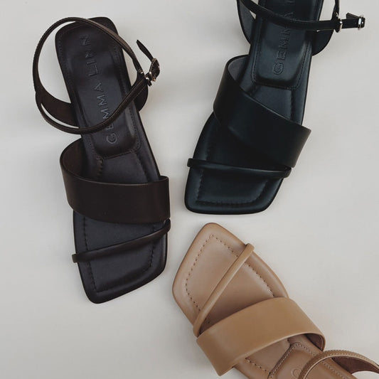 スクエアトゥストラップサンダル_GE25919