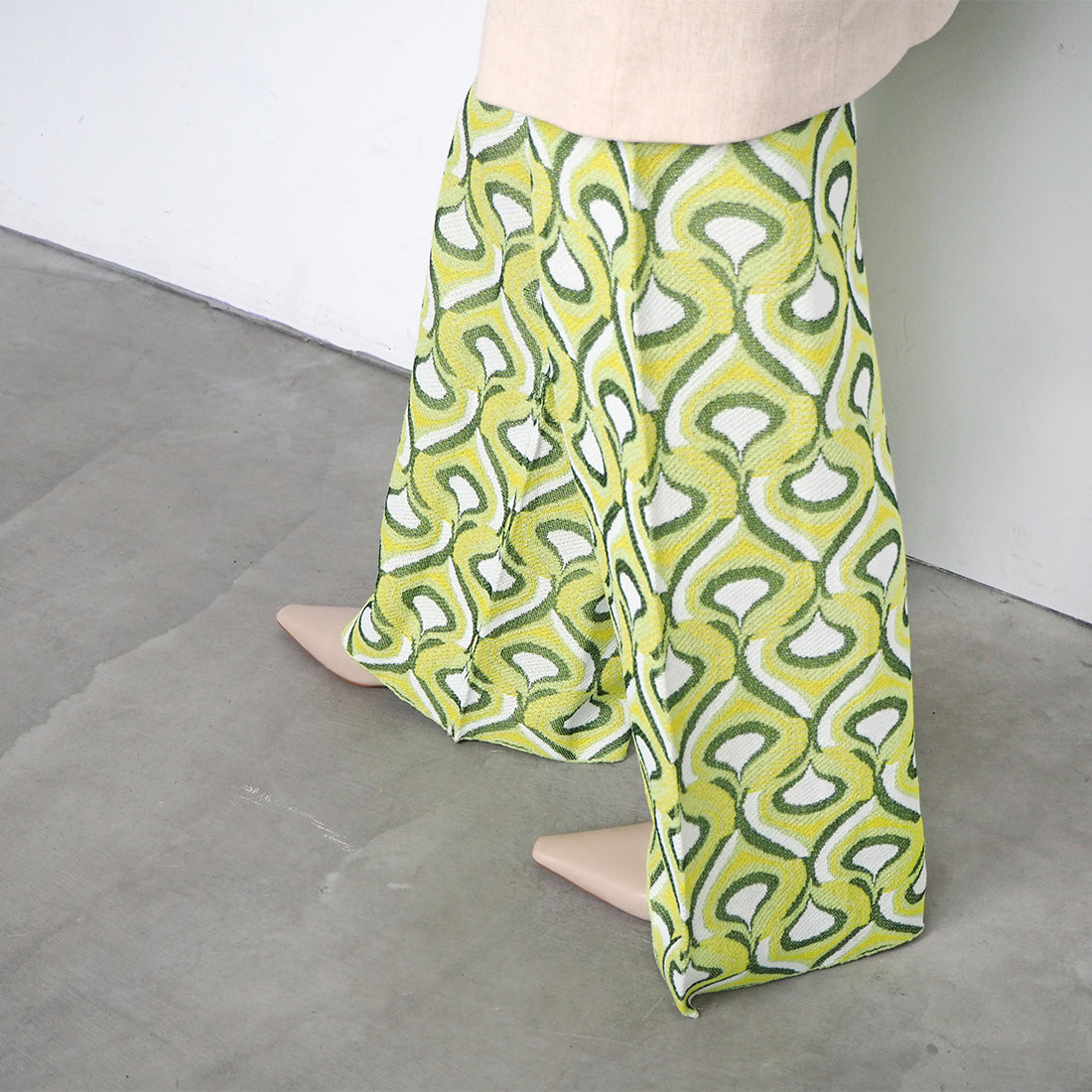 ●タイムセール●ポインテッドフラットパンプス _DA22182