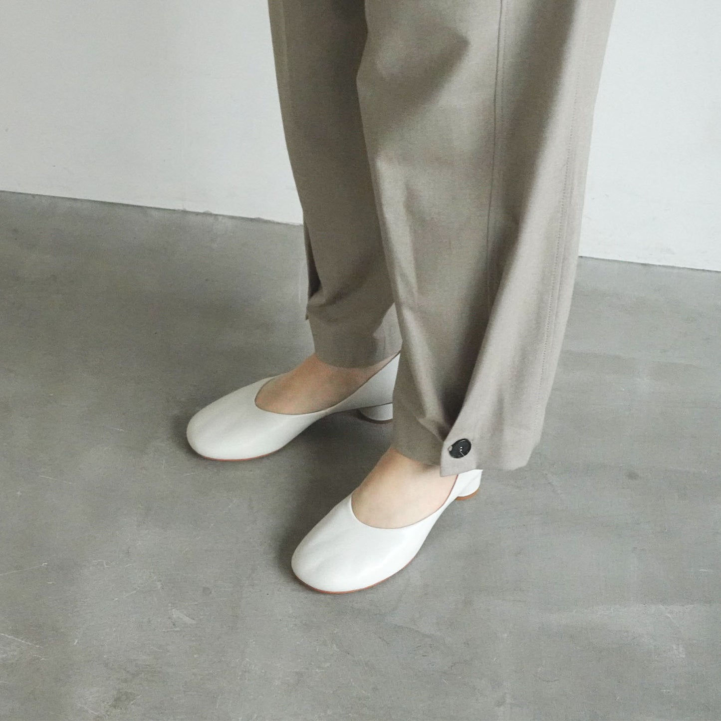 ラウンドトゥパンプス_GE23063