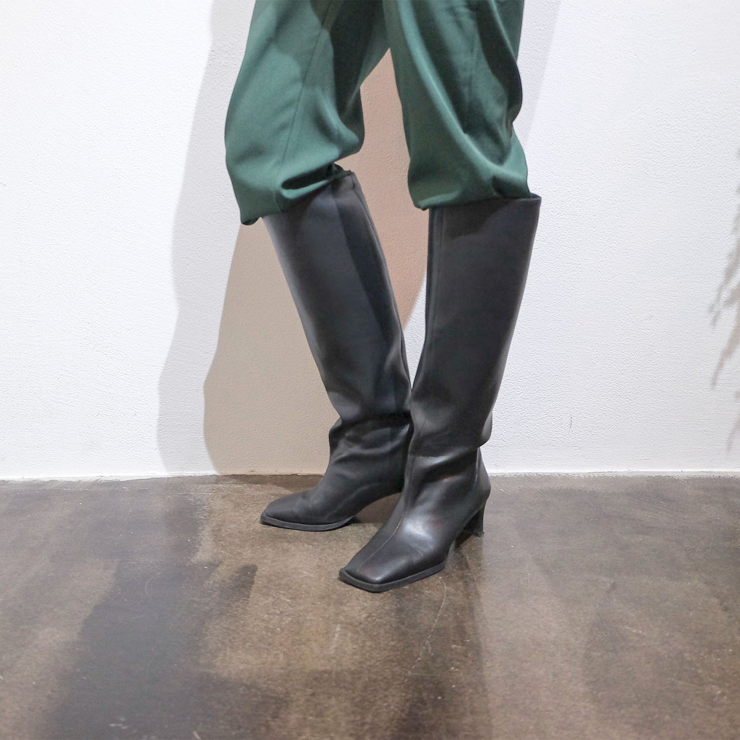 ■【Gina × Daniella&GEMMA】【レイン対応】セミルーズロングブーツ_GE22633