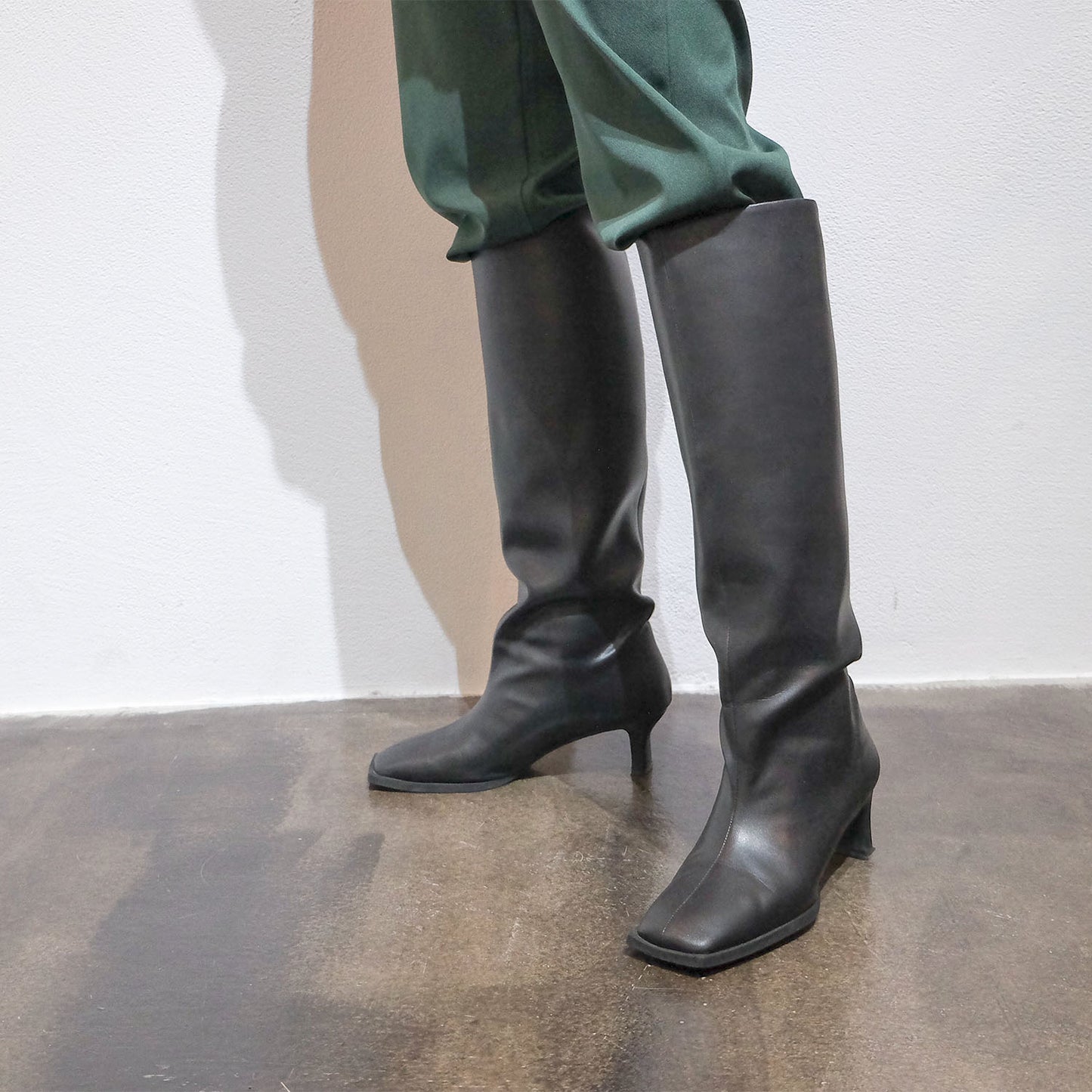 ■【Gina × Daniella&GEMMA】【レイン対応】セミルーズロングブーツ_GE22633