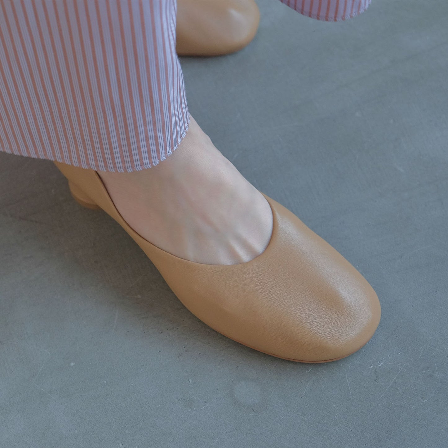 ラウンドトゥパンプス_GE23063