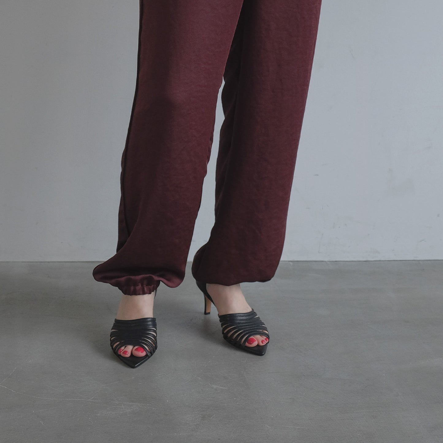 ■ポインテッドストラップヒールサンダル_DA23959