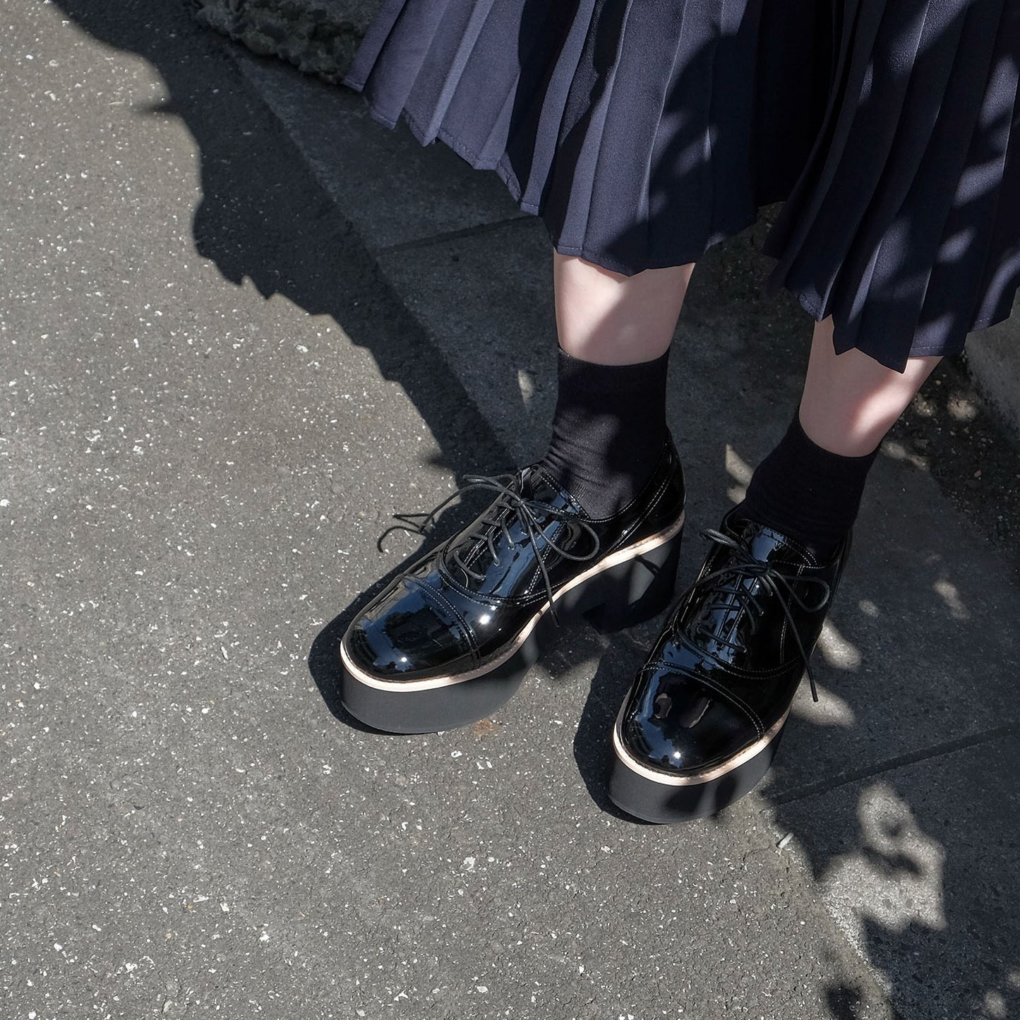 【レイン対応】ボリュームソールエナメルローファー_GE22432