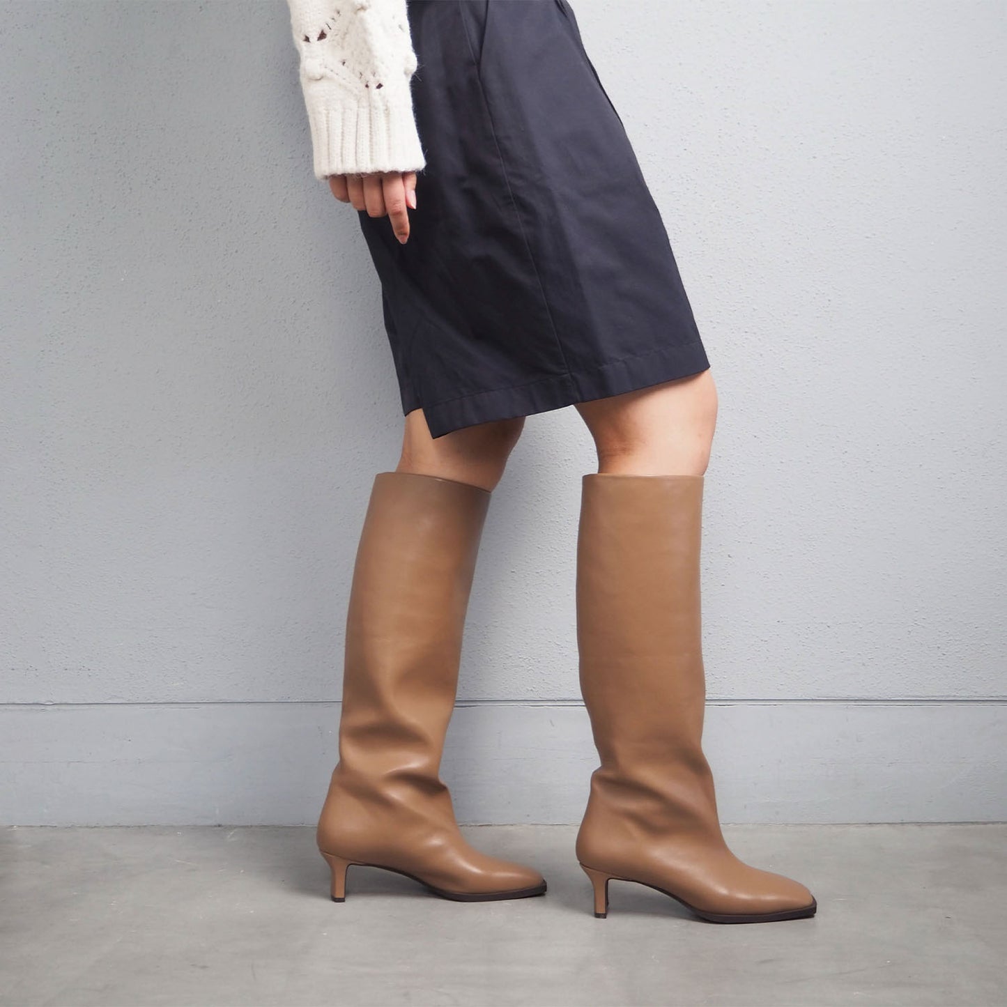 ■【Gina × Daniella&GEMMA】【レイン対応】セミルーズロングブーツ_GE22633