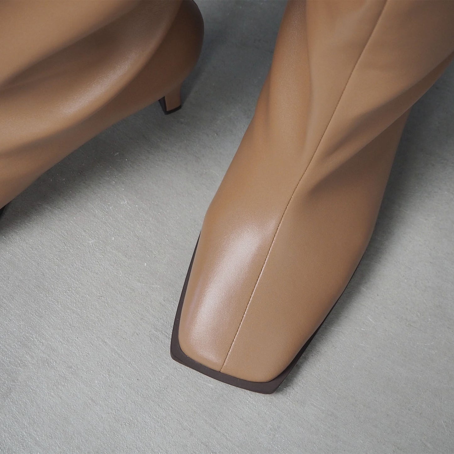 ■【Gina × Daniella&GEMMA】【レイン対応】セミルーズロングブーツ_GE22633