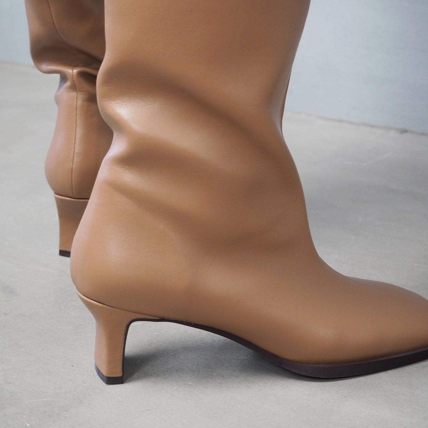 ■【Gina × Daniella&GEMMA】【レイン対応】セミルーズロングブーツ_GE22633