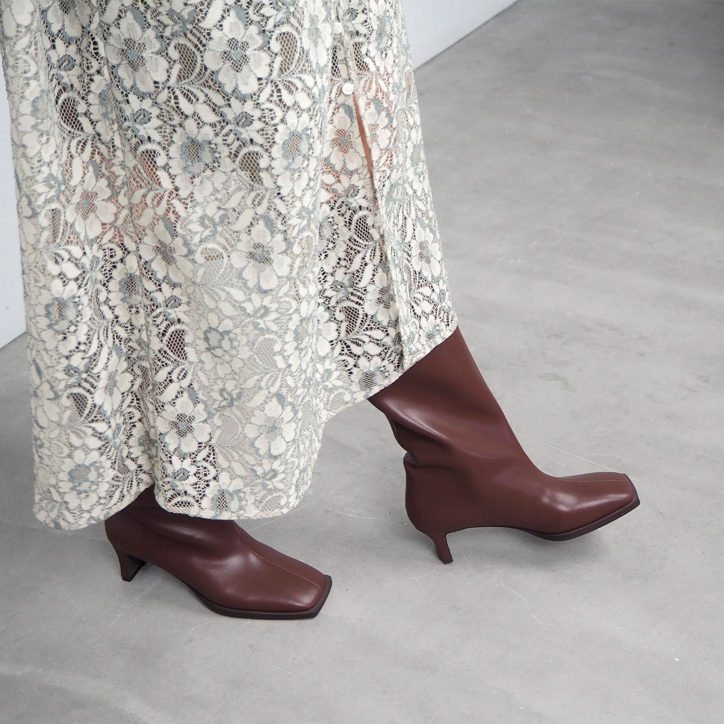 ■【Gina × Daniella&GEMMA】【レイン対応】セミルーズロングブーツ_GE22633