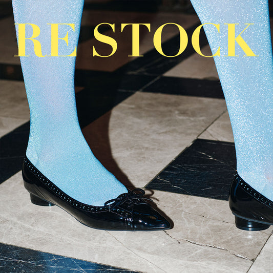 パンチングポインテッドパンプス_DA25142