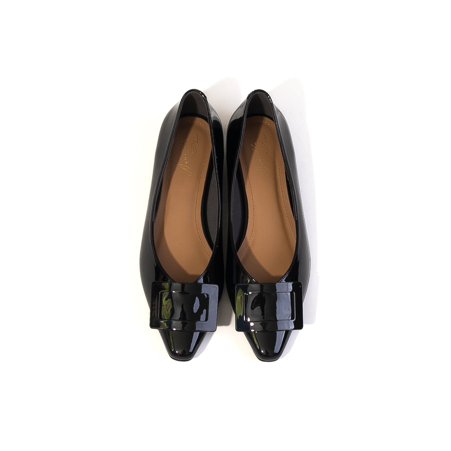 《春夏新作》【レイン対応】バックルモチーフパンプス_DA26164