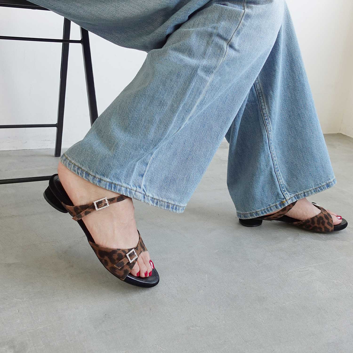 Daniella & GEMMA ONLINE STORE – 《春夏新作》ダブルビジューバックル