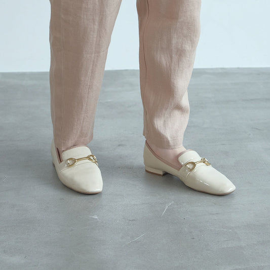 【レイン対応】ビットエナメルローファー_GE23475