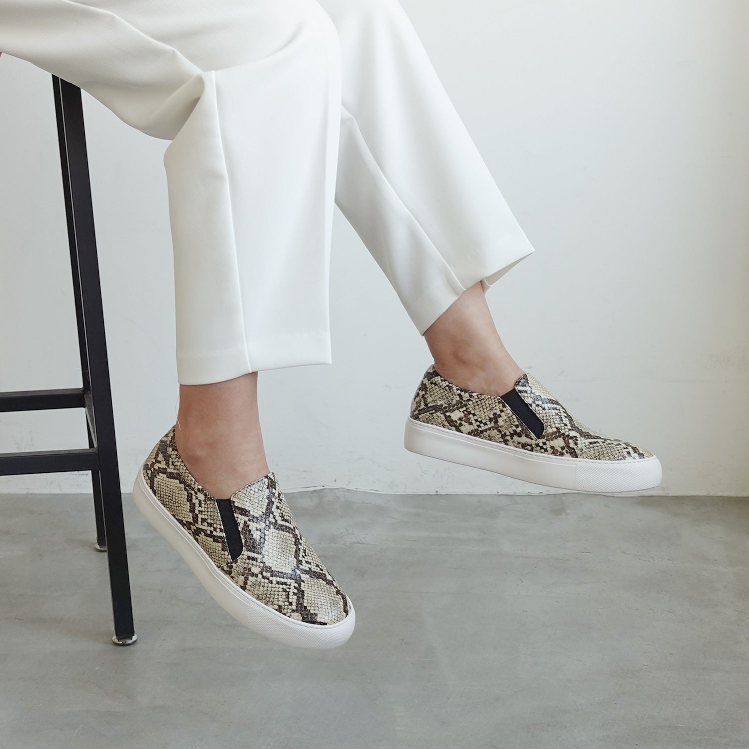 Daniella & GEMMA ONLINE STORE – 【レイン対応】スリッポンスニーカー