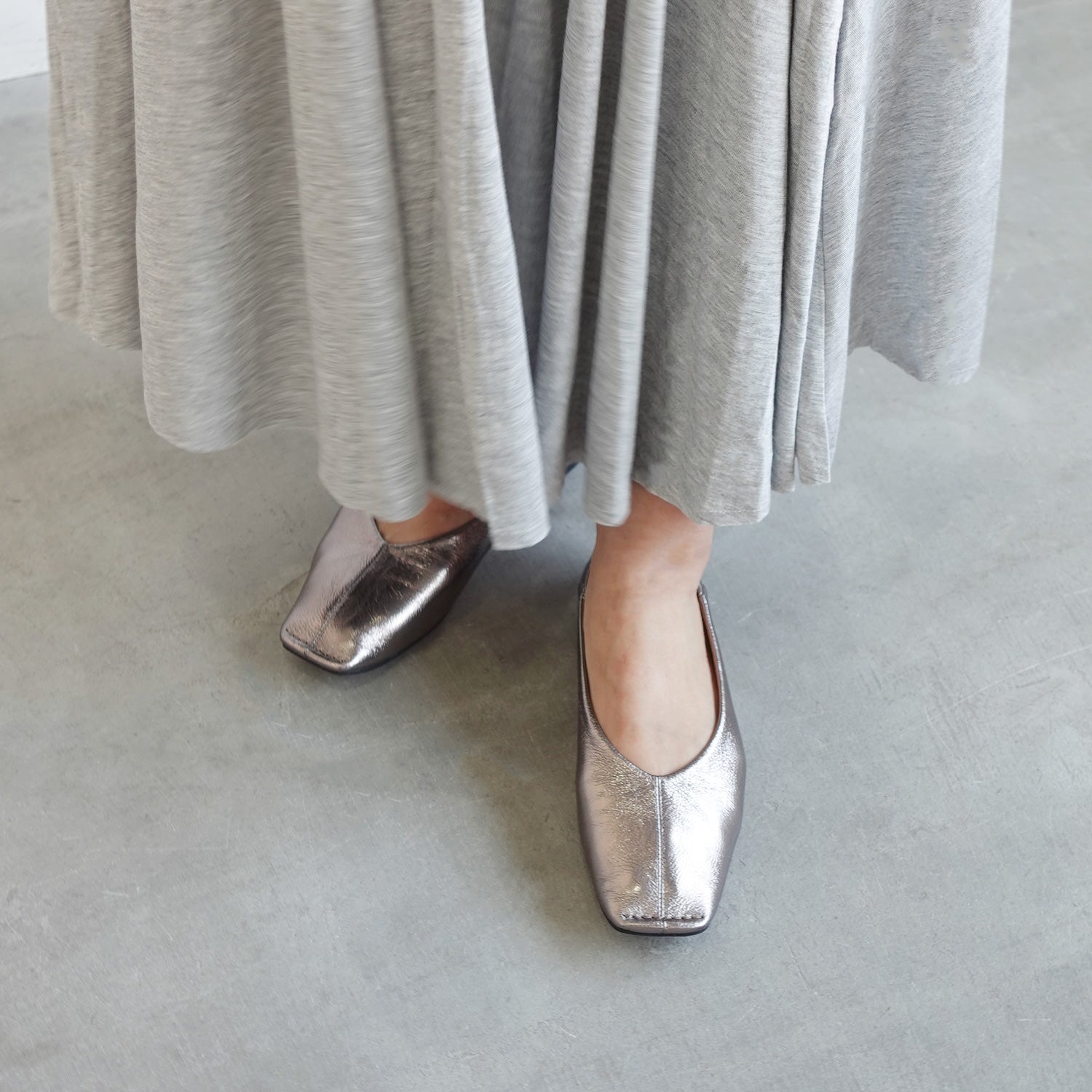 Daniella & GEMMA ONLINE STORE – トゥステッチフラットシューズ