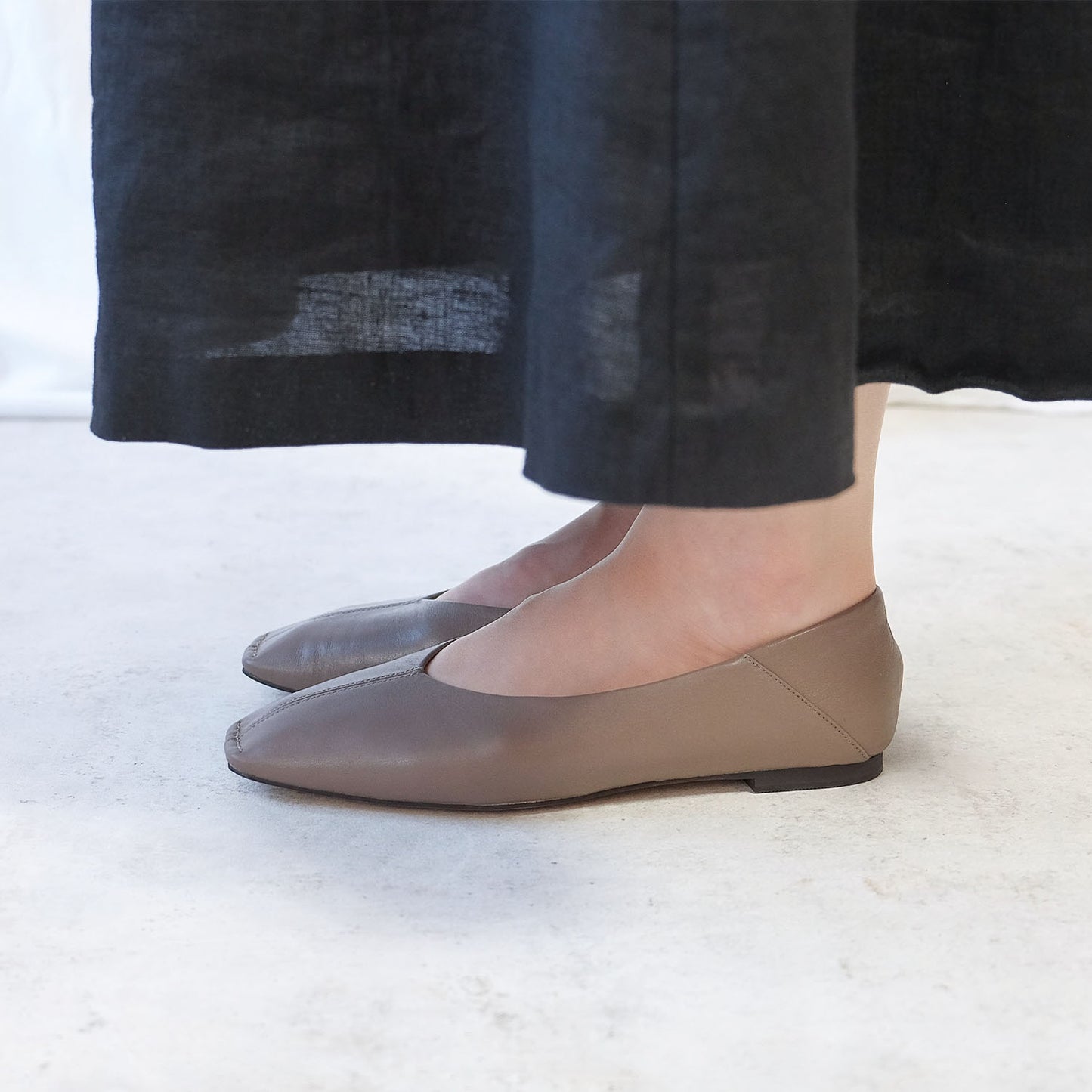 トゥステッチフラットシューズ_GE23187