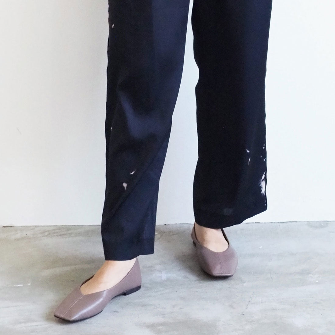 Daniella & GEMMA ONLINE STORE – トゥステッチフラットシューズ