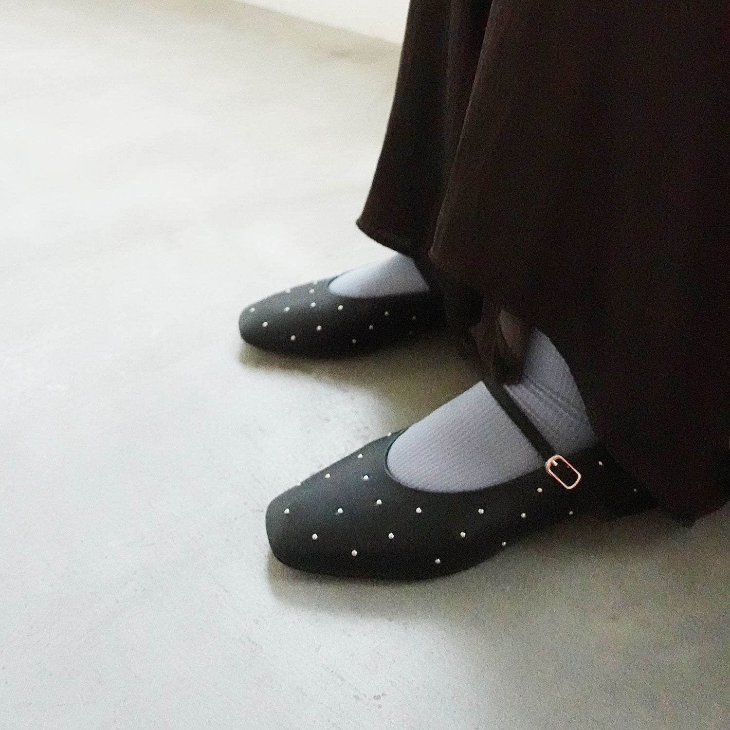 Daniella & GEMMA ONLINE STORE – スタッズメリージェーンフラット