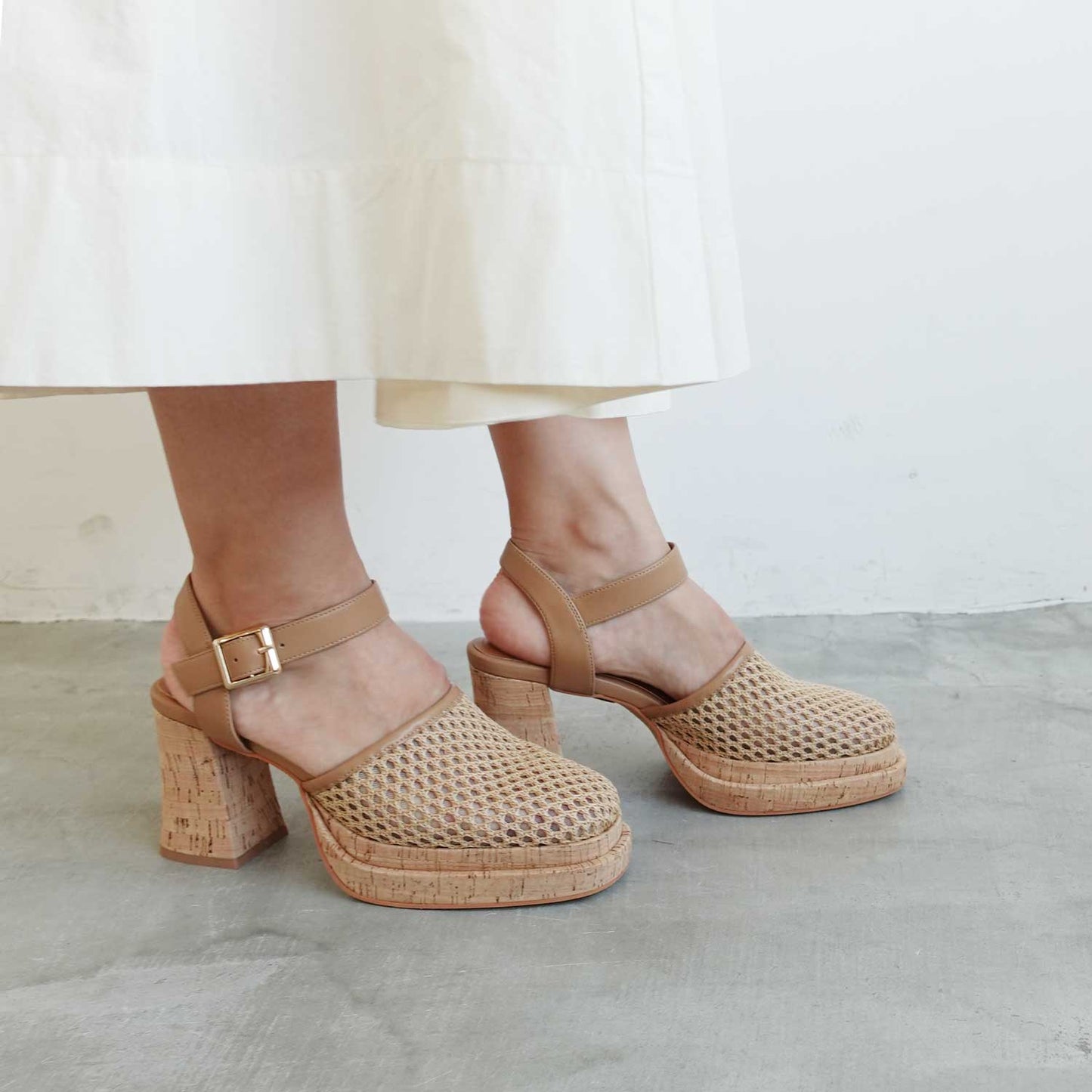 《春夏新作》ストームセパレートメッシュサンダル_GE26272