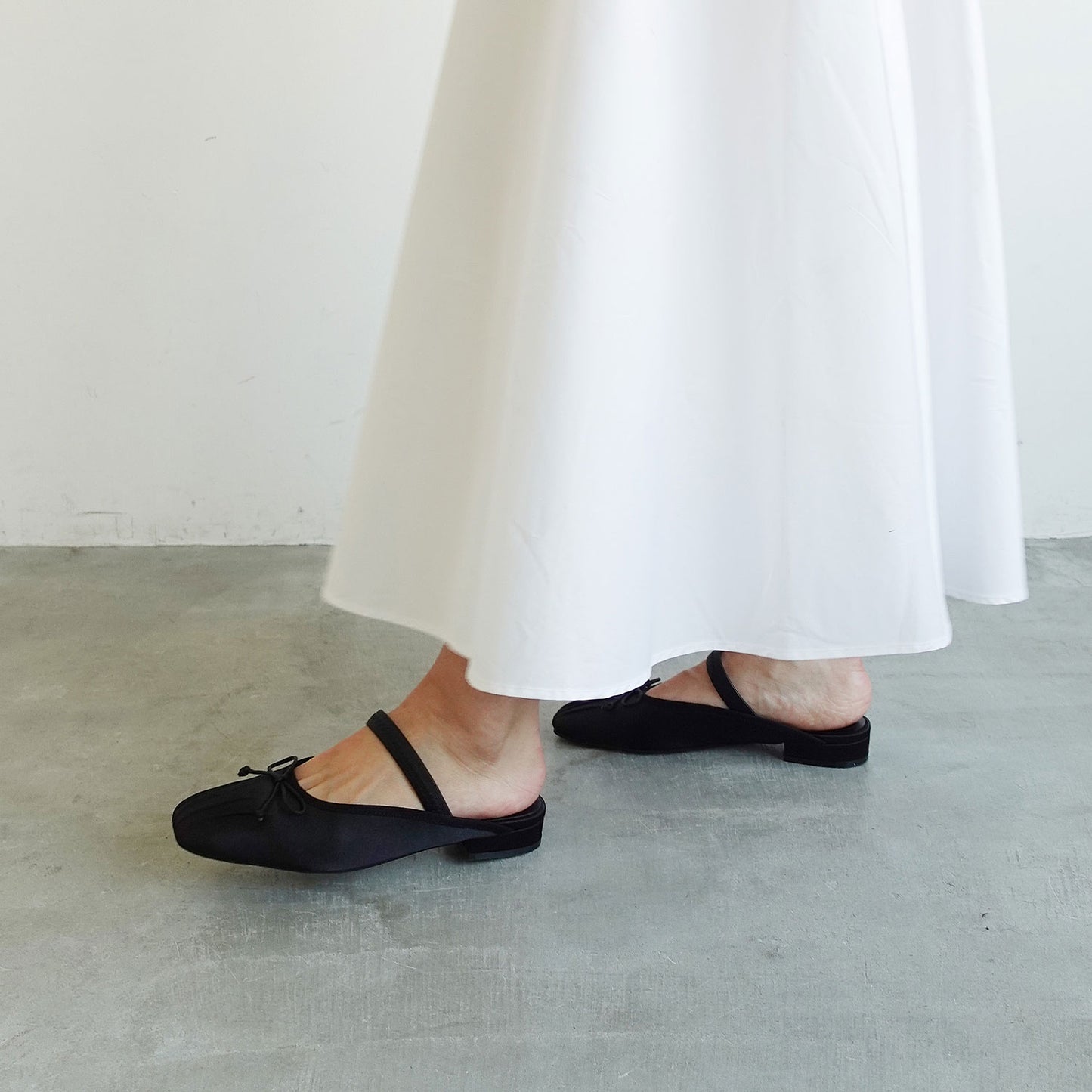 《春夏新作》サテンバレエミュール_GE26282