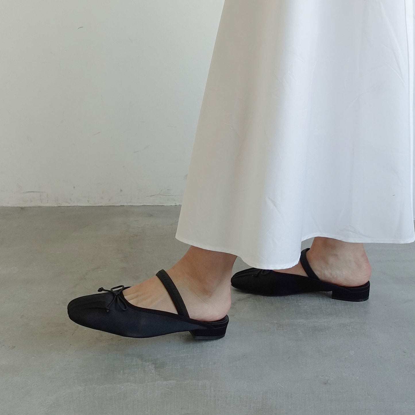 《春夏新作》サテンバレエミュール_GE26282