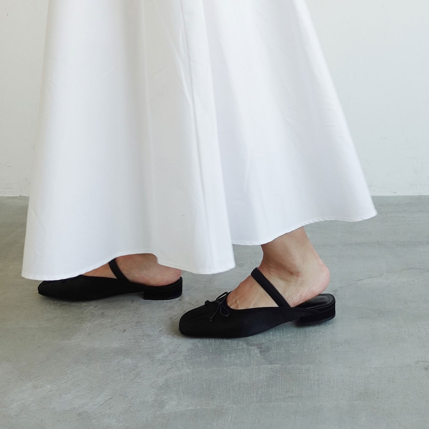 《春夏新作》サテンバレエミュール_GE26282