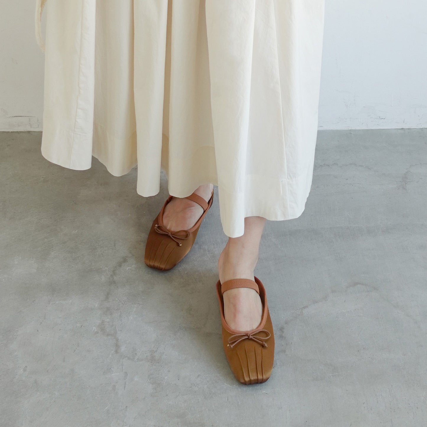 《春夏新作》サテンバレエミュール_GE26282