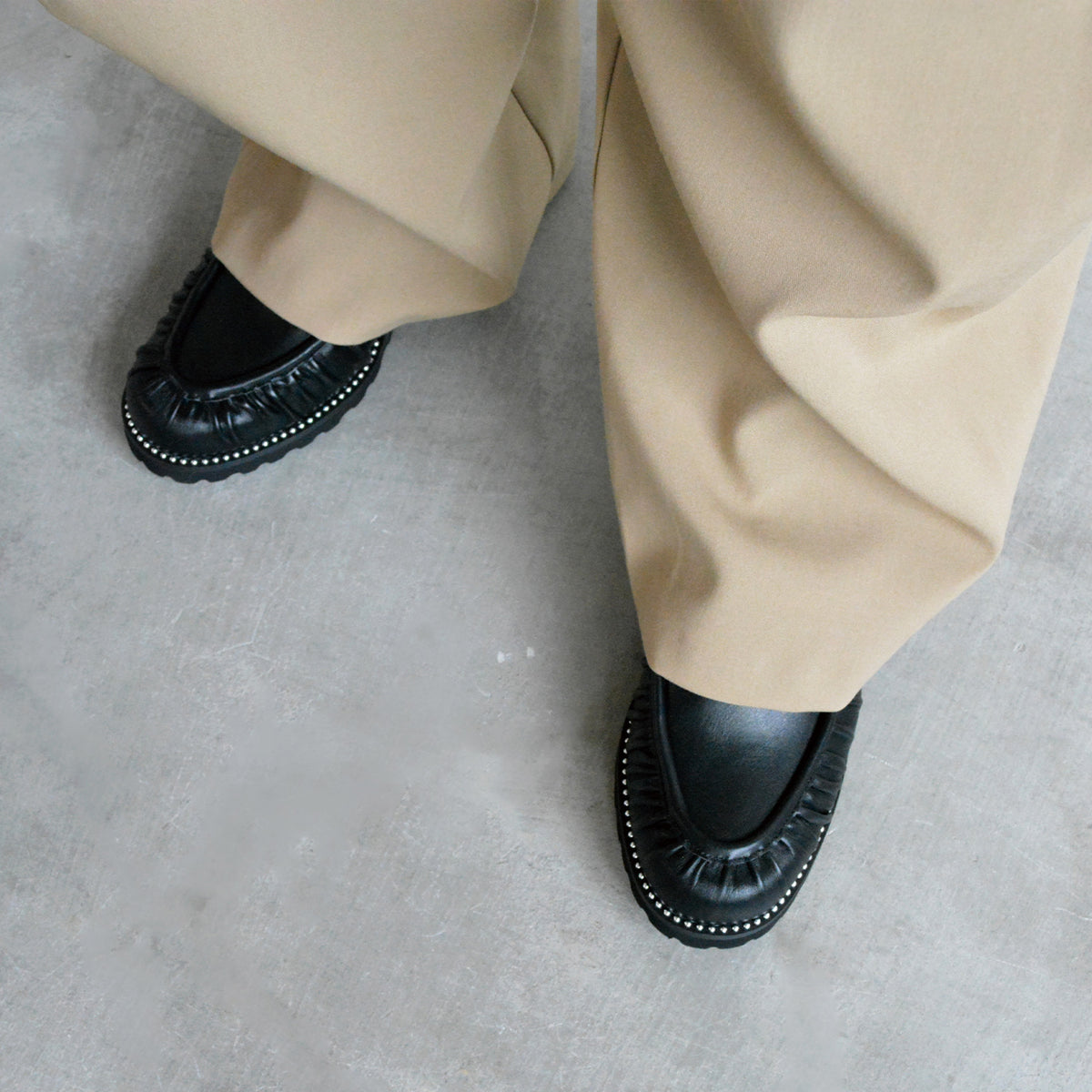 《NEW 26FW》【レイン対応】ギャザーヒールローファー_GE26494