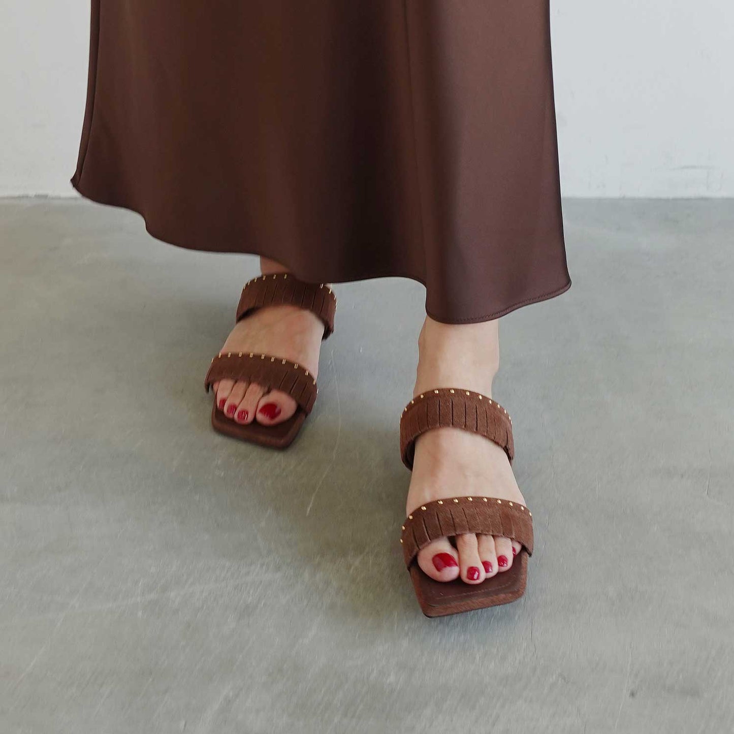 《春夏新作》【TSUBU】フリンジミュール_GE26975