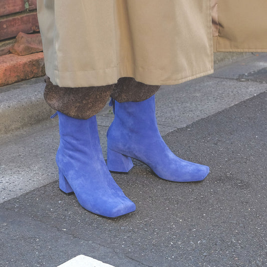 ■ワイドスクエアトゥスエードショートブーツ_GE22621